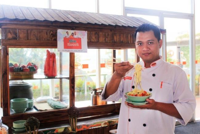 Harris Hotel Batam Centre Promo Live Cooking "Mie Kocok dan Mie Pad Thai"